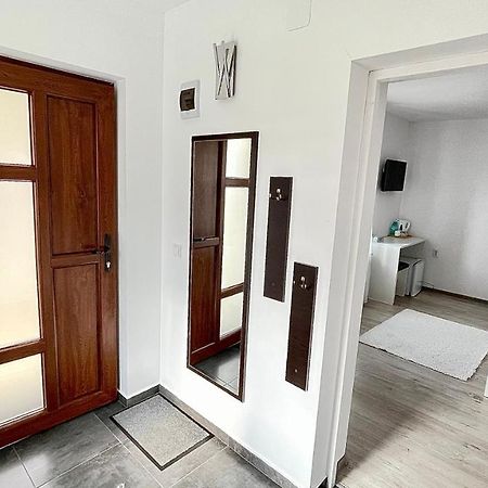 Apartament Linistit / Cozy Apartment Câmpulung Moldovenesc Buitenkant foto