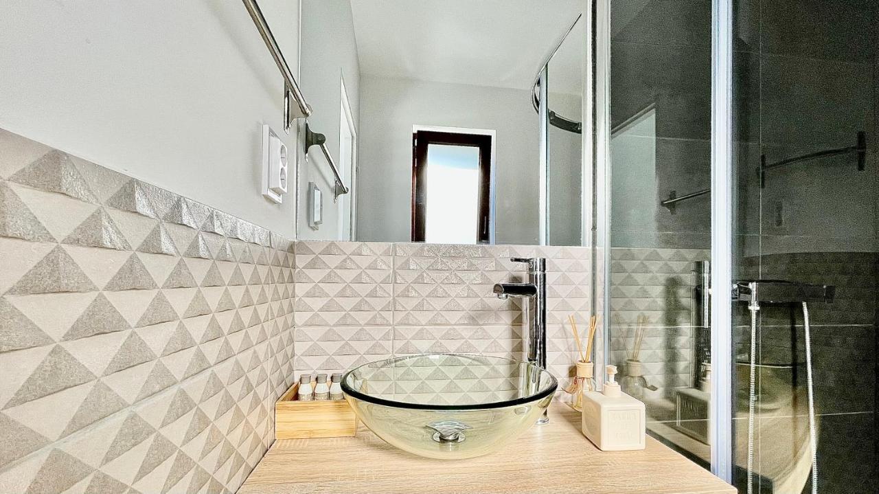 Apartament Linistit / Cozy Apartment Câmpulung Moldovenesc Buitenkant foto